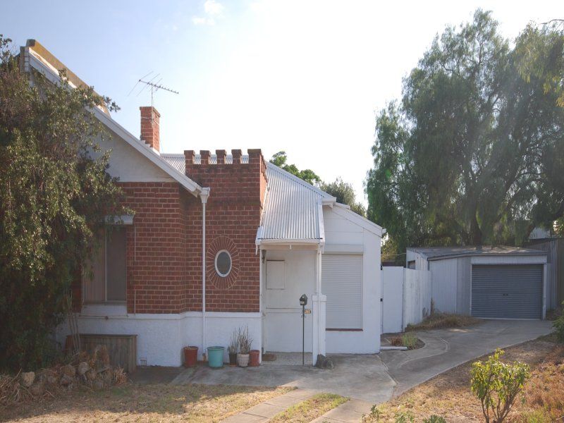 628A Cross Roads PLYMPTON 5038