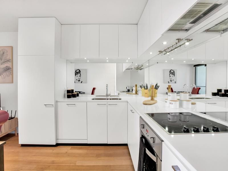 Apt 5, 29 Moore Street Adelaide 5000